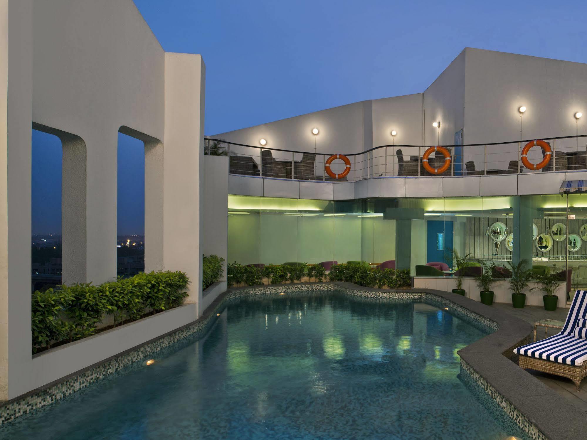 Park Inn By Radisson New Delhi Ip Extension Exterior foto